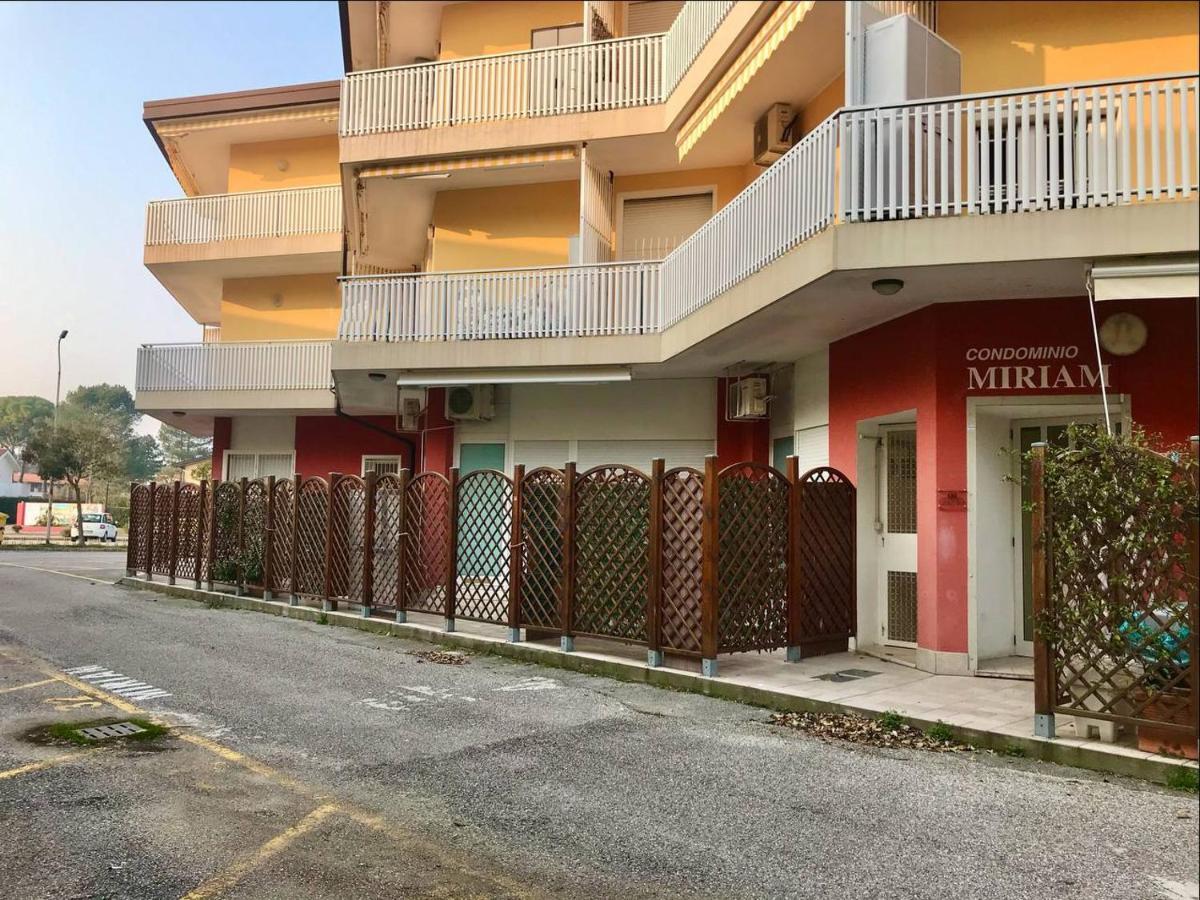Residence Miriam 2 Bibione Exterior foto